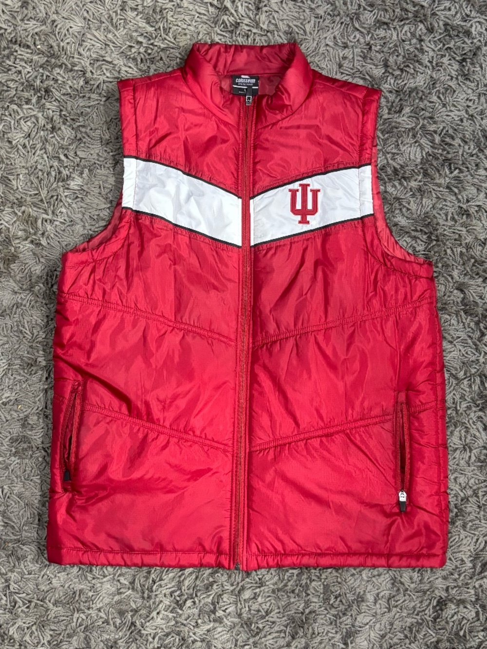 IU Vest